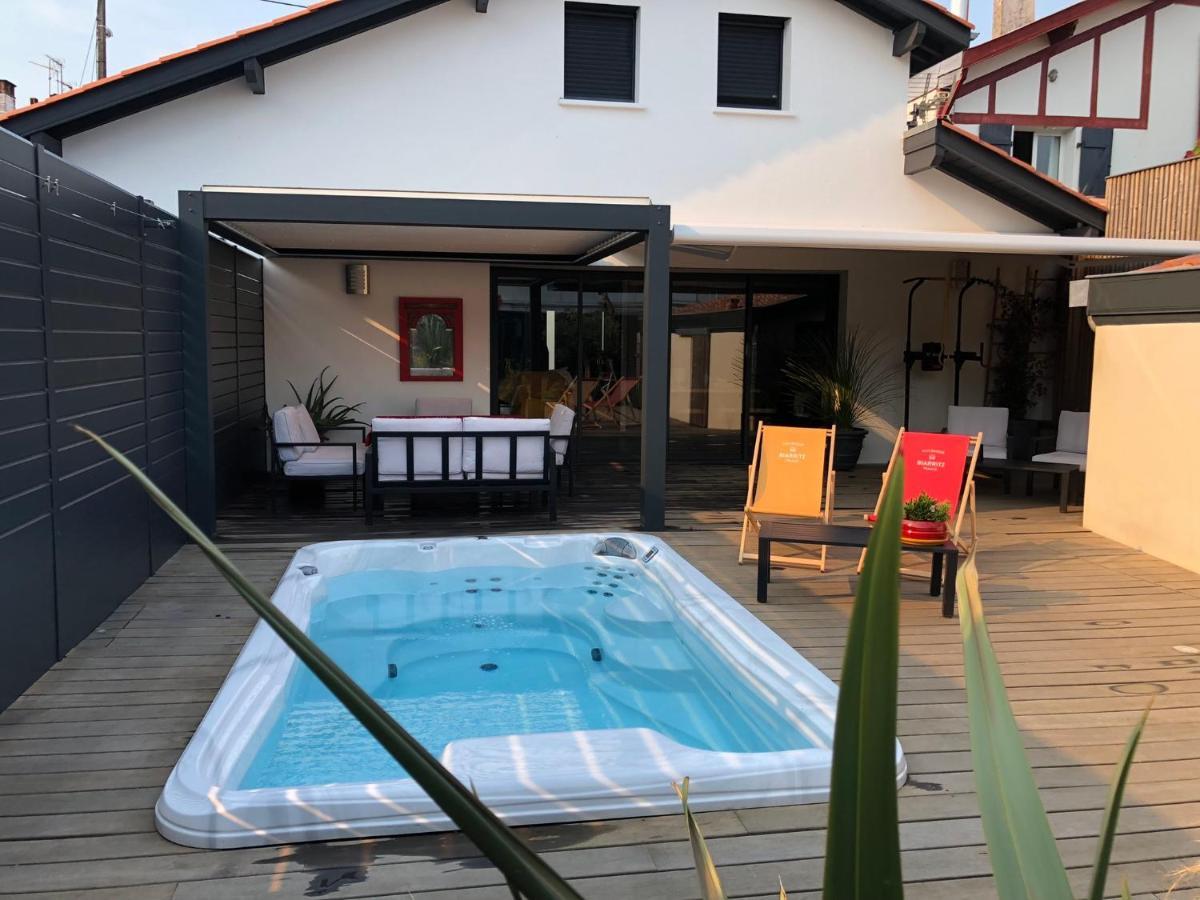 A Avec Terrasse Un Et Parking * Biarritz